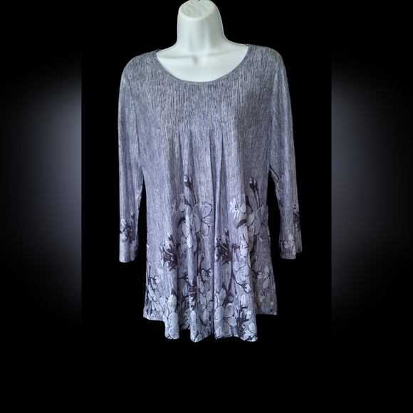 Valolia Tops - Valolia Blouse size M Lined Blue  3/4 sleeves Scoop Neck Business Casual Office